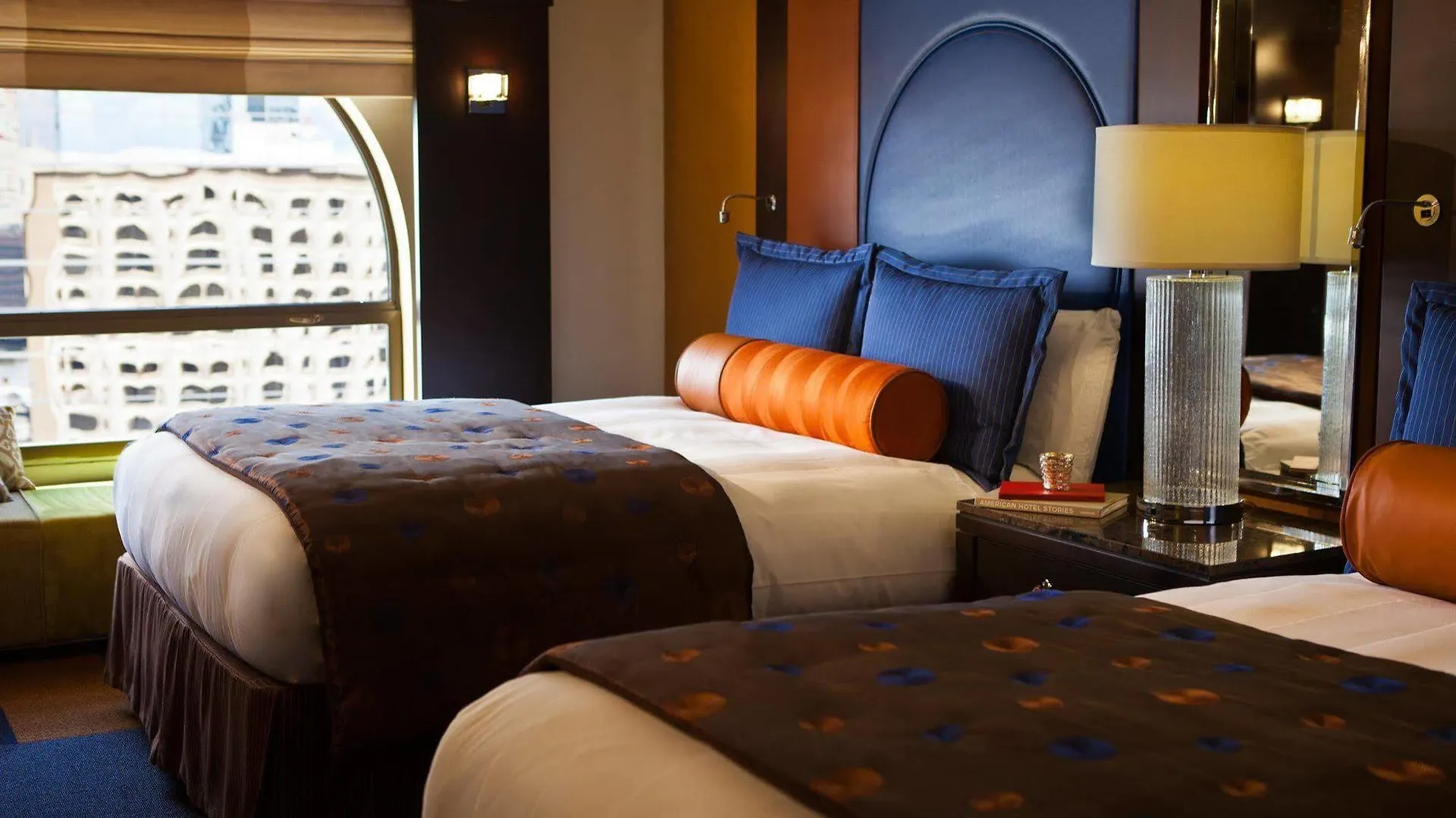 Renaissance Phoenix Downtown Hotel