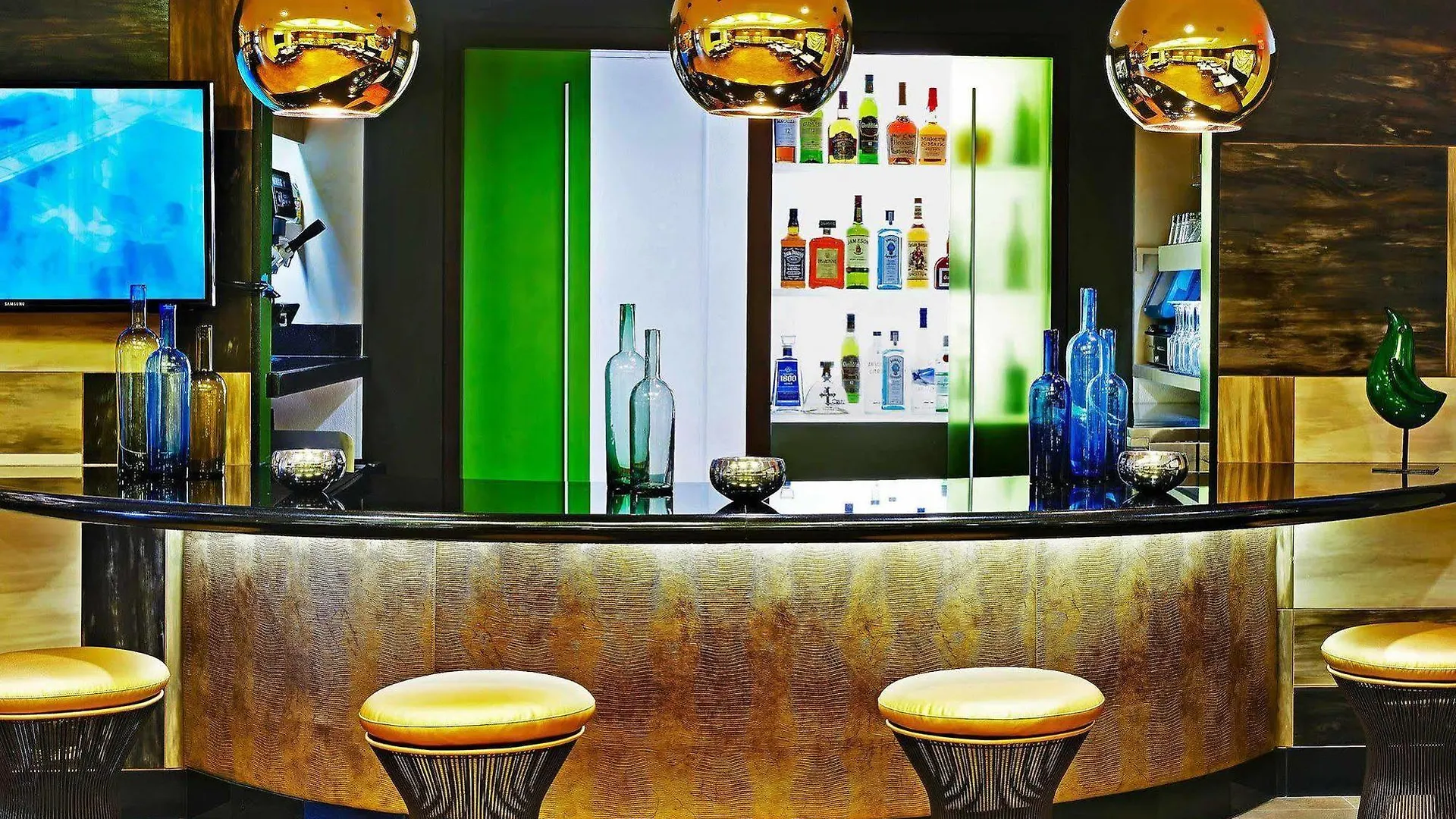 Renaissance Phoenix Downtown Hotel